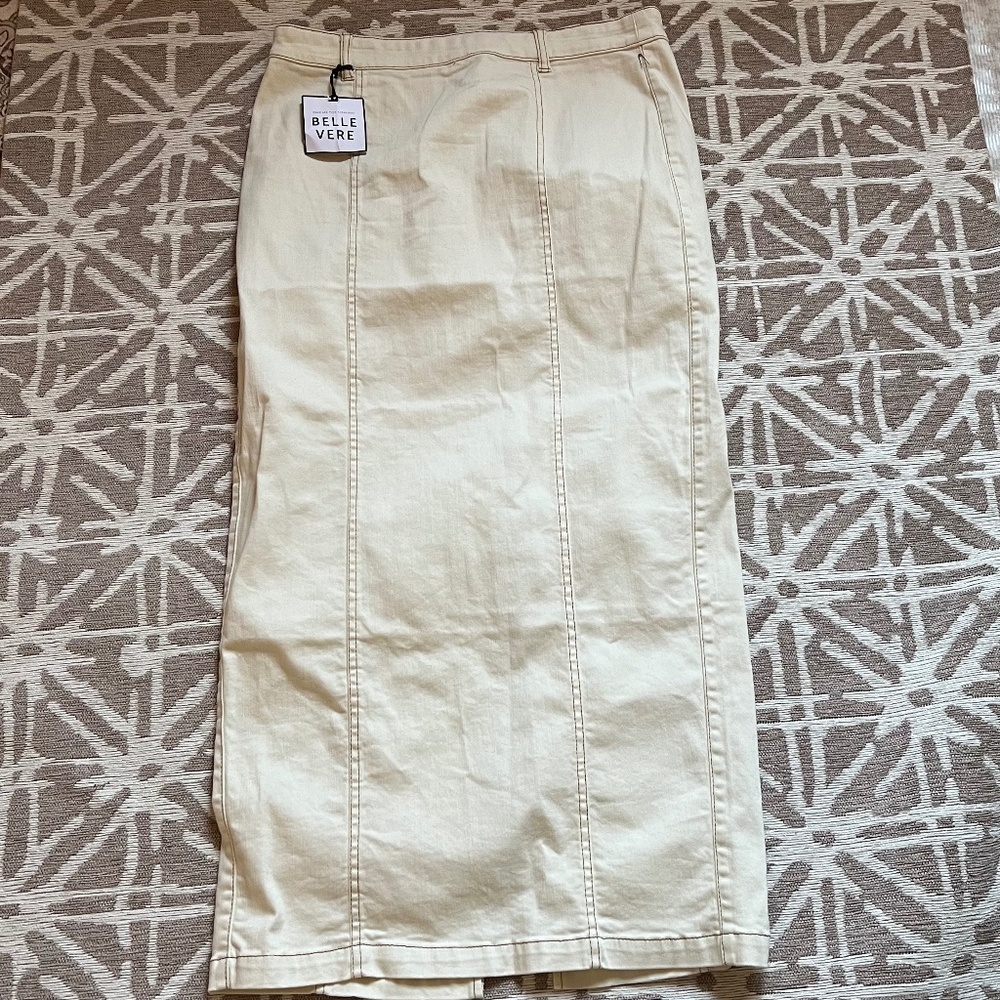 Elle Bere long cream Jean skirt